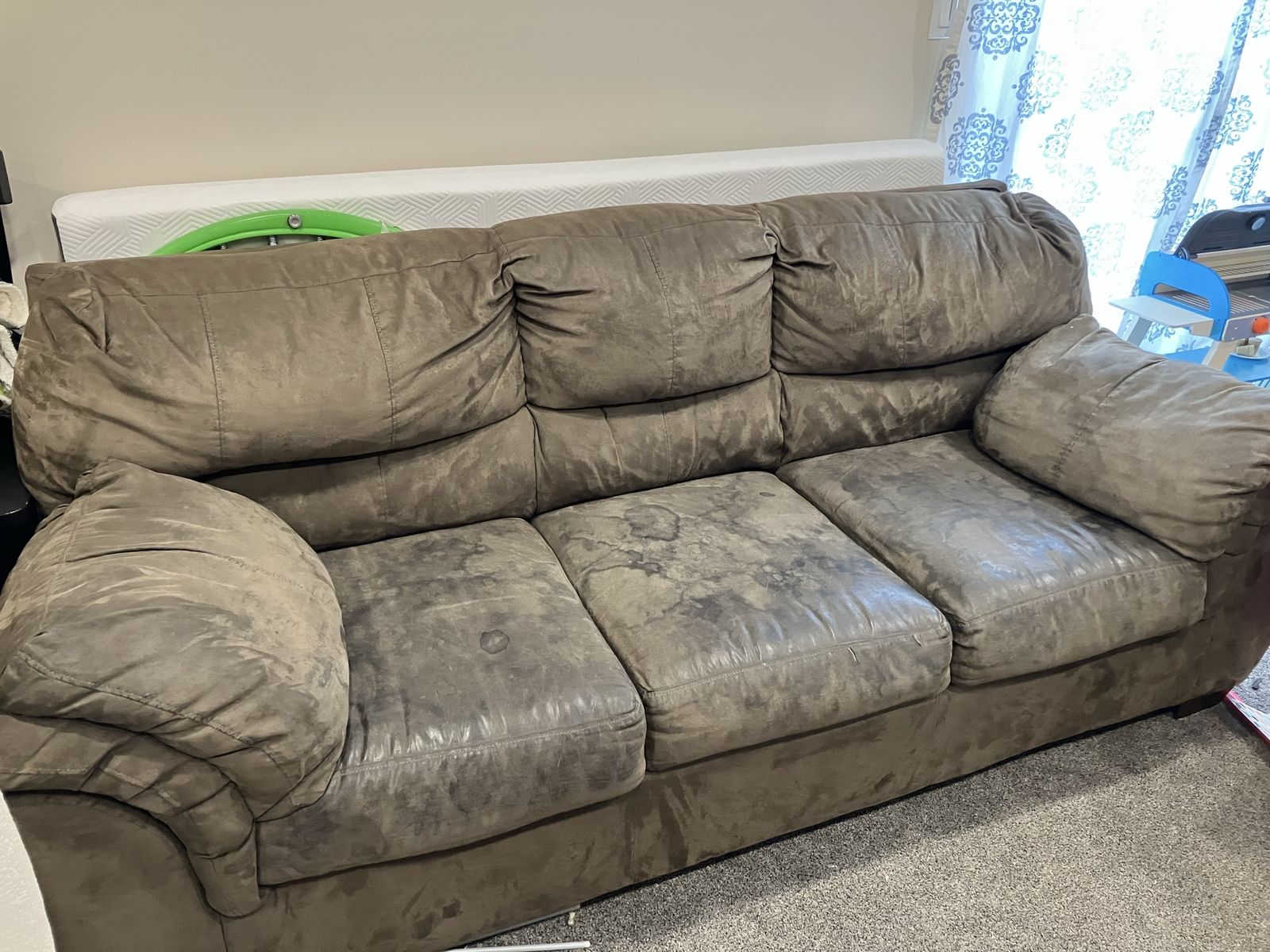 Free Green Couch (you move)