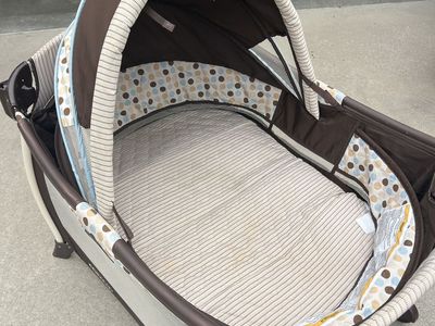 Graco Pack 'n Play Portable Playard, Brown/Blue Dots, Portable Crib & Bassinet