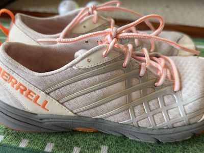 Merrill Women’s Sz 7.5 Performance Footwear