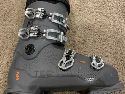 Tecnica Ski Boots - Size 10.5