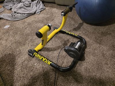 Magnetic trainer