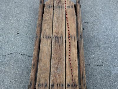 Vintage Sleigh. 57”