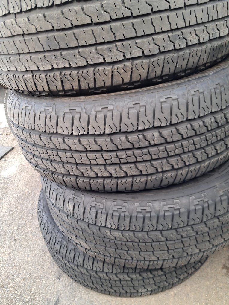 Goodyear Wrangler 275/65R18 116T All-Season SUV/Truck Tires - Set of 4, M+S Rated
