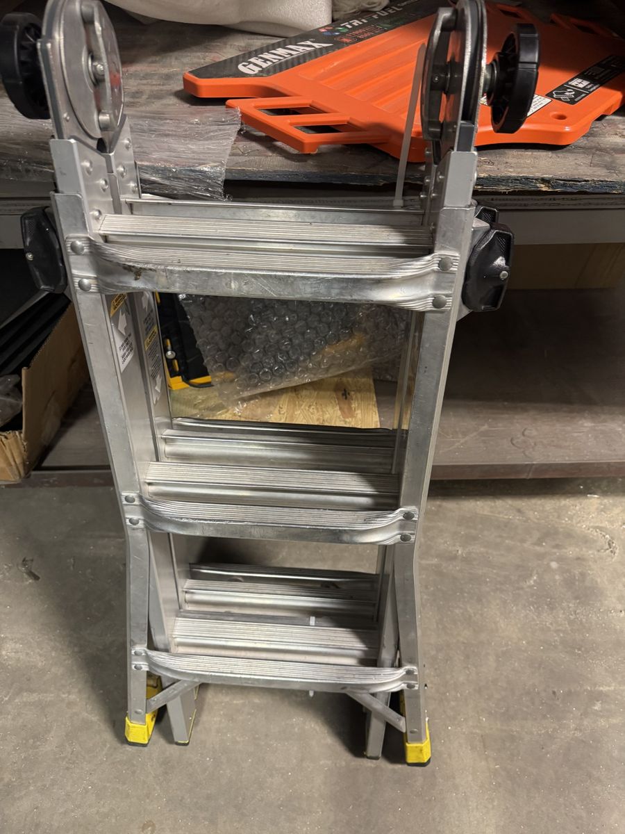 14 ft. Reach Aluminum Multi-Position Ladder Gorilla ladder.
