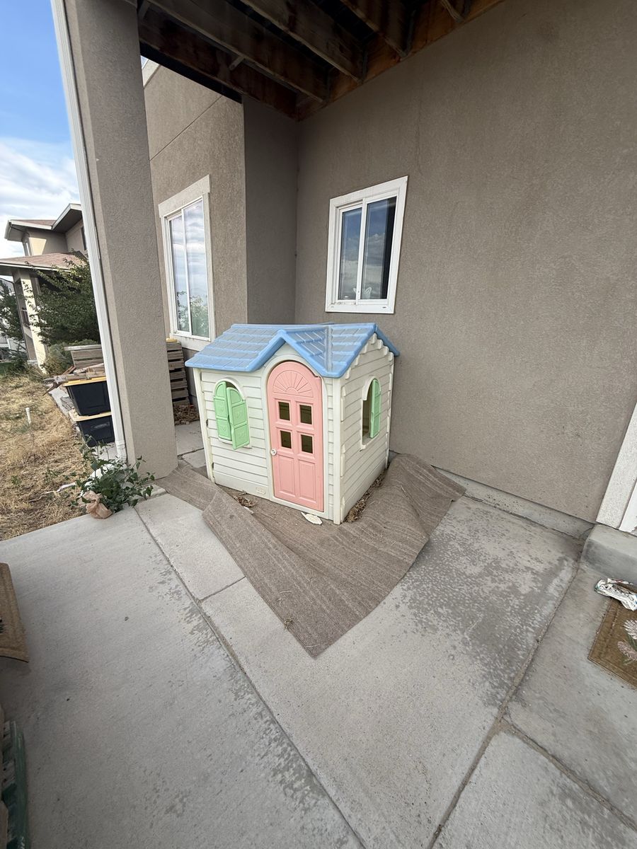 Little play house