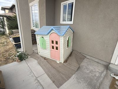 Little play house