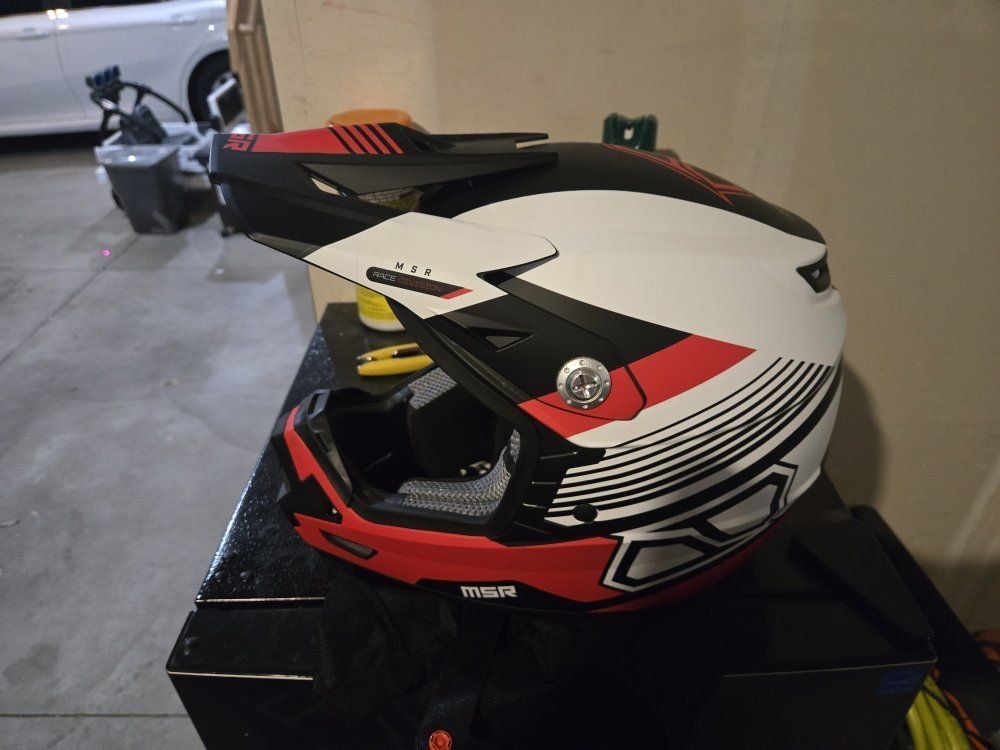 MSR Mav4 Motorcross Helmet Adult Medium