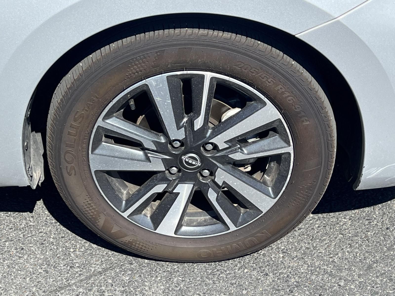 Main image 11
