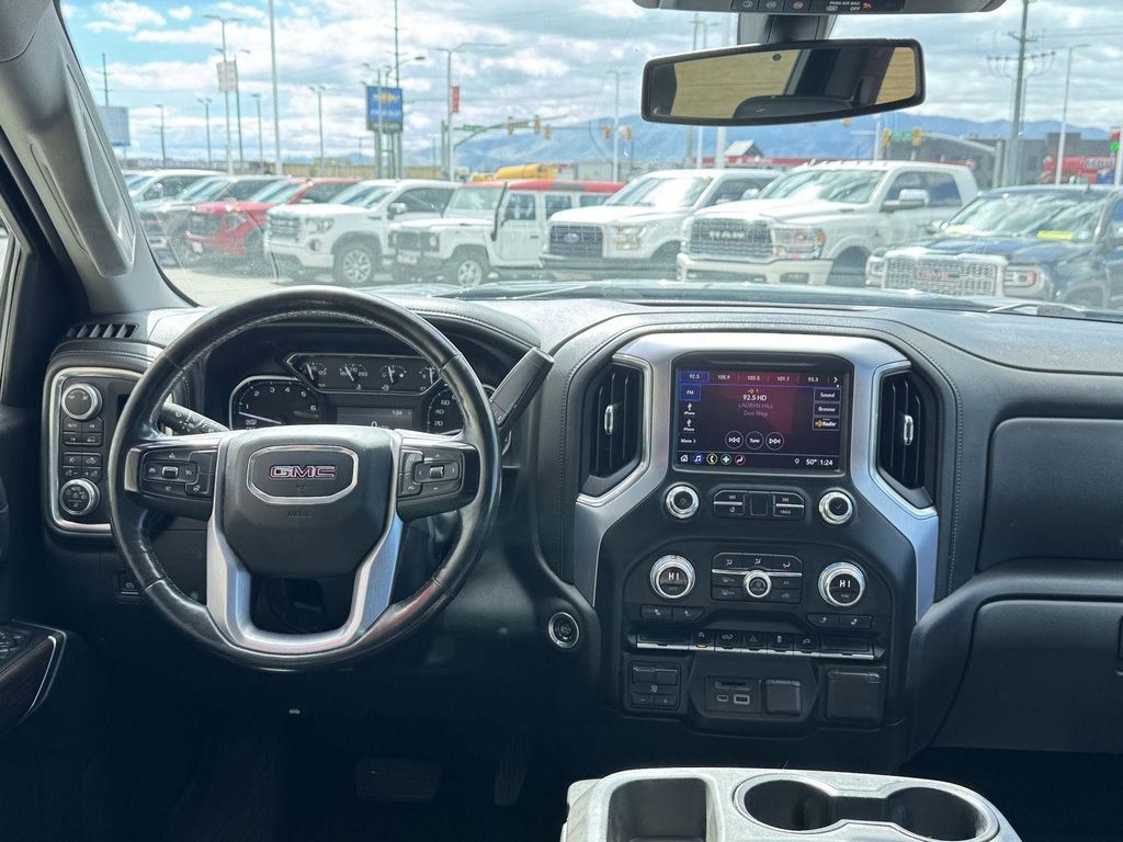 Main image 18