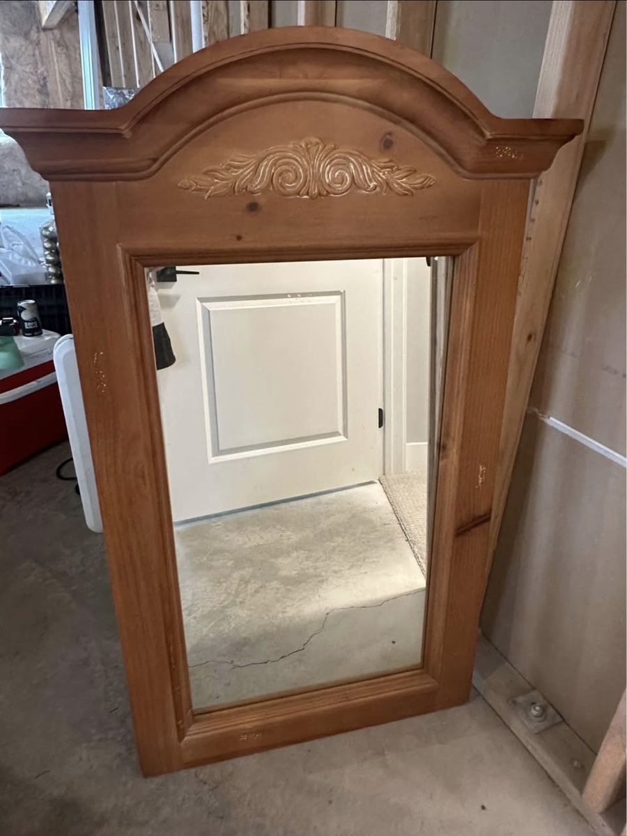 Hanging Solid Wood Mirorr