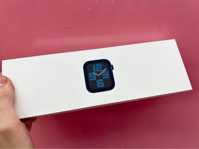 Apple Watch Series 7, 45mm GPS + Cellular