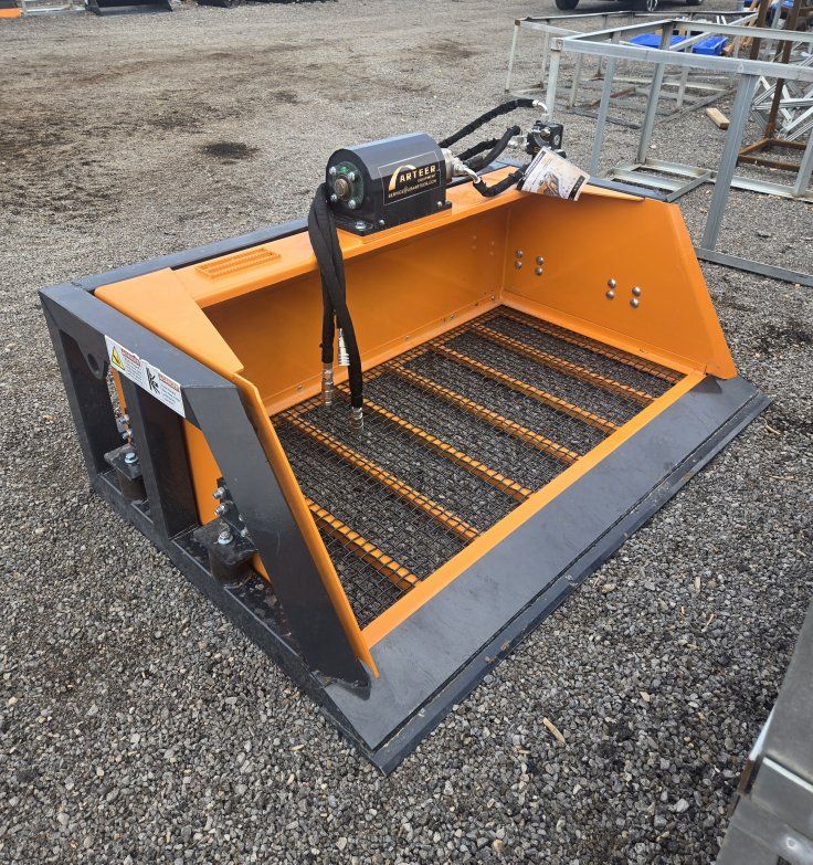 NEW Arteer Heavy Duty 72" Vibratory (Vibrating) Screen Bucket (Skid Steer)