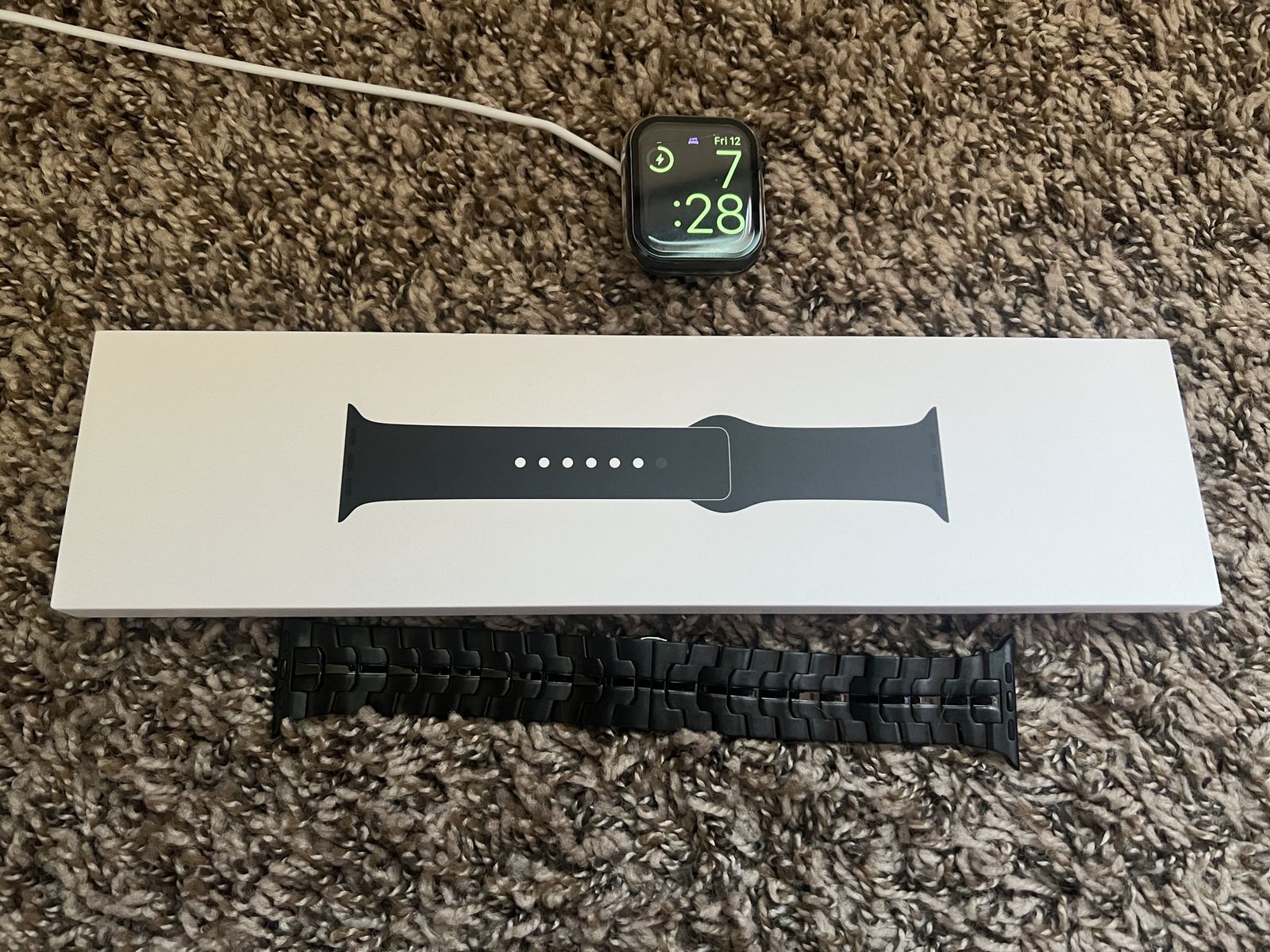 Apple Watch Series 8 - Perfect condition!