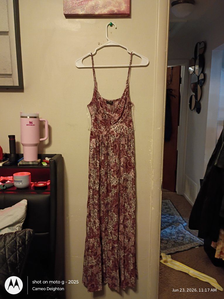 Red / purple Floral Spaghetti Strap Maxi Dress
