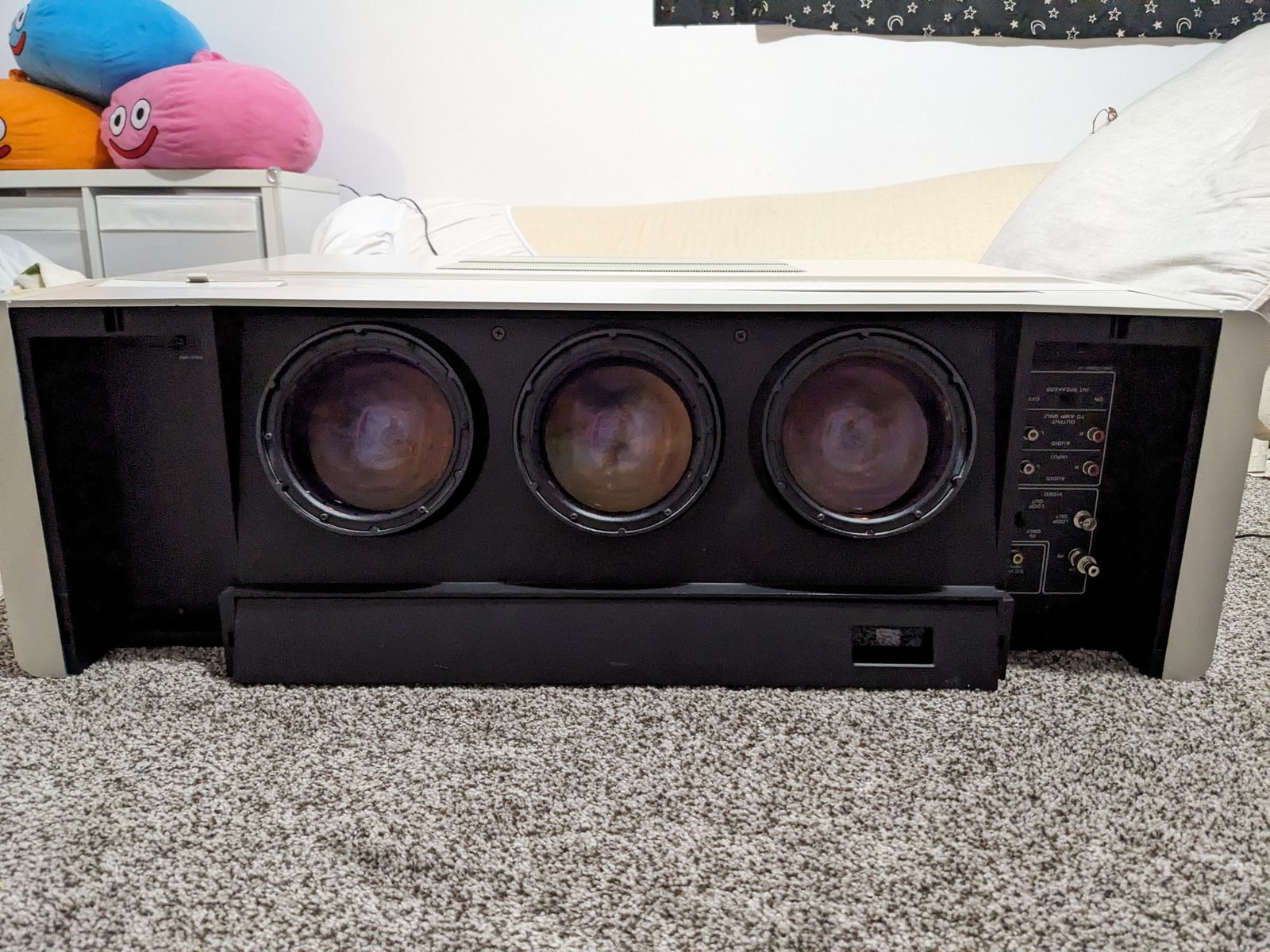 Zenith CRT Projector