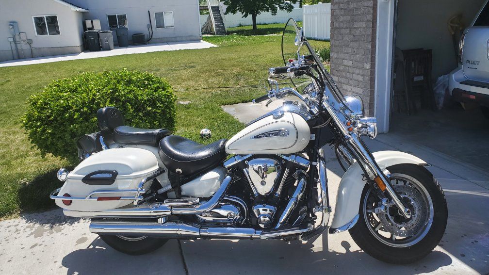 2012  Yamaha Touring Roadstar Silverado 1700 cc