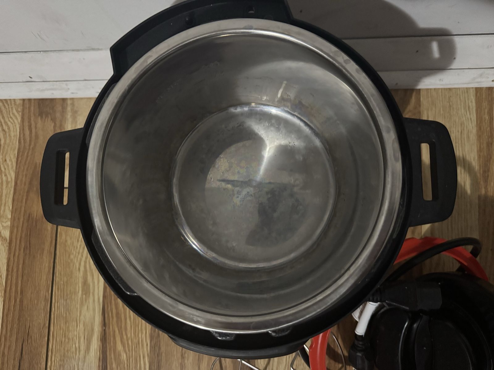 Main image 5
