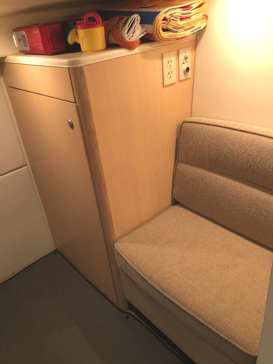 Main image 33