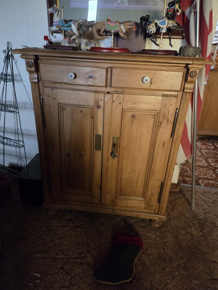 Main image 3