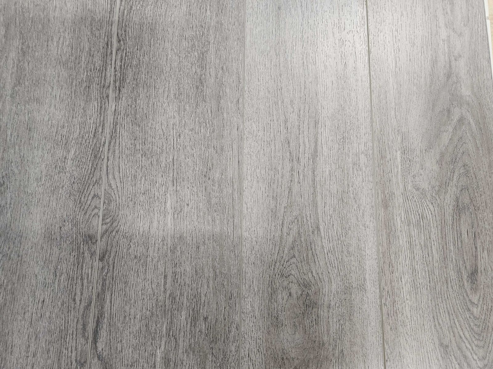 Main image 7