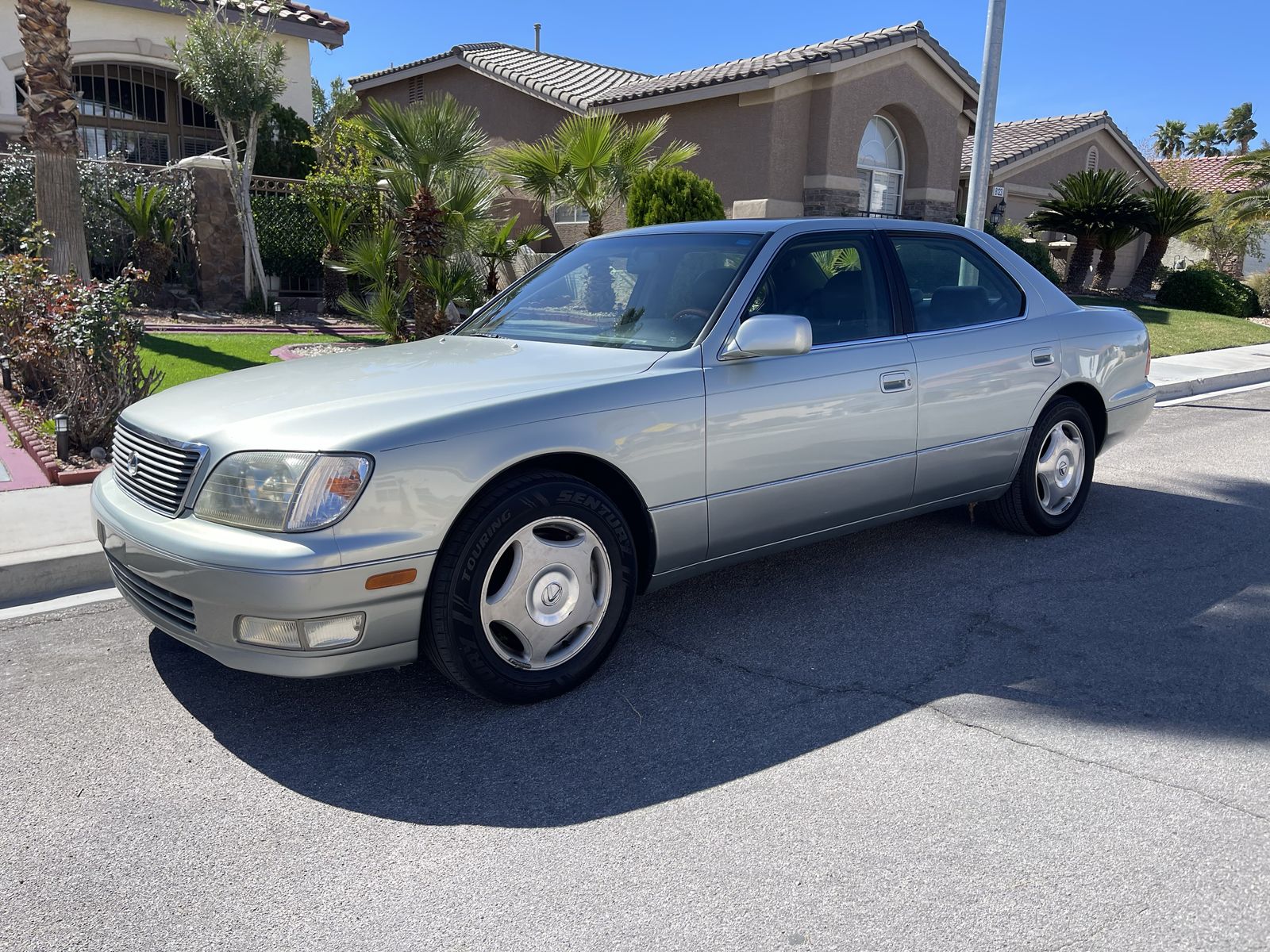 1998 LEXUS LS