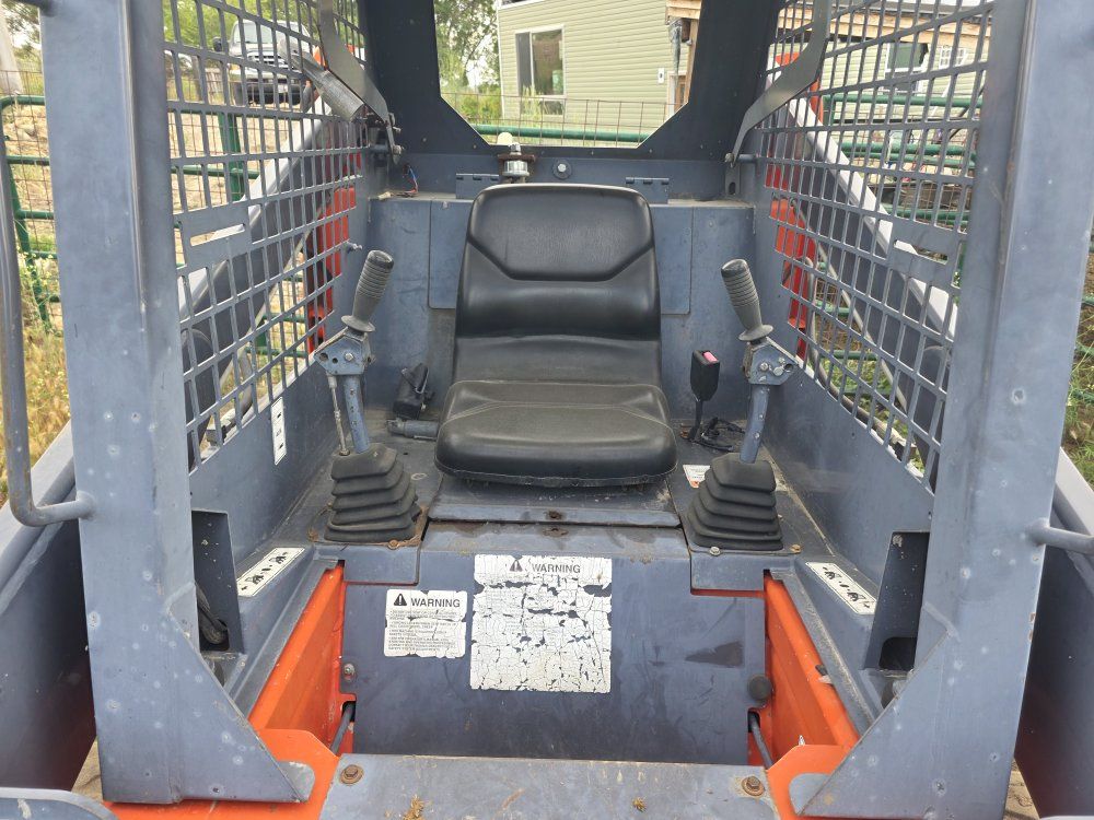 Main image 3
