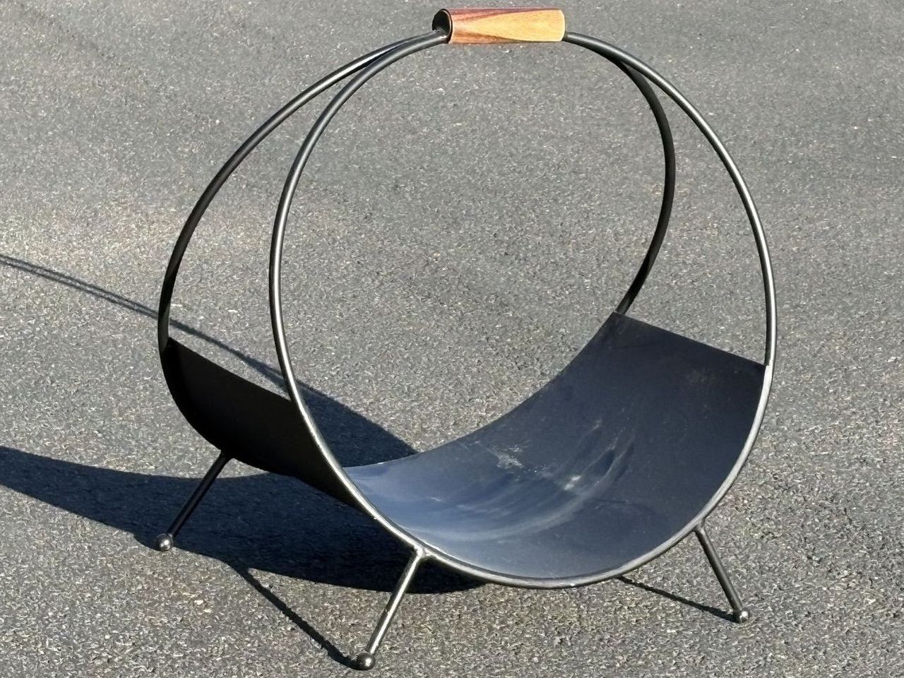 Main image 1
