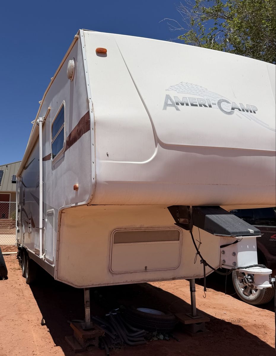 Ameri-Camp Fifth Wheel Travel Trailer - Used - Ready for Your Next Adventure
