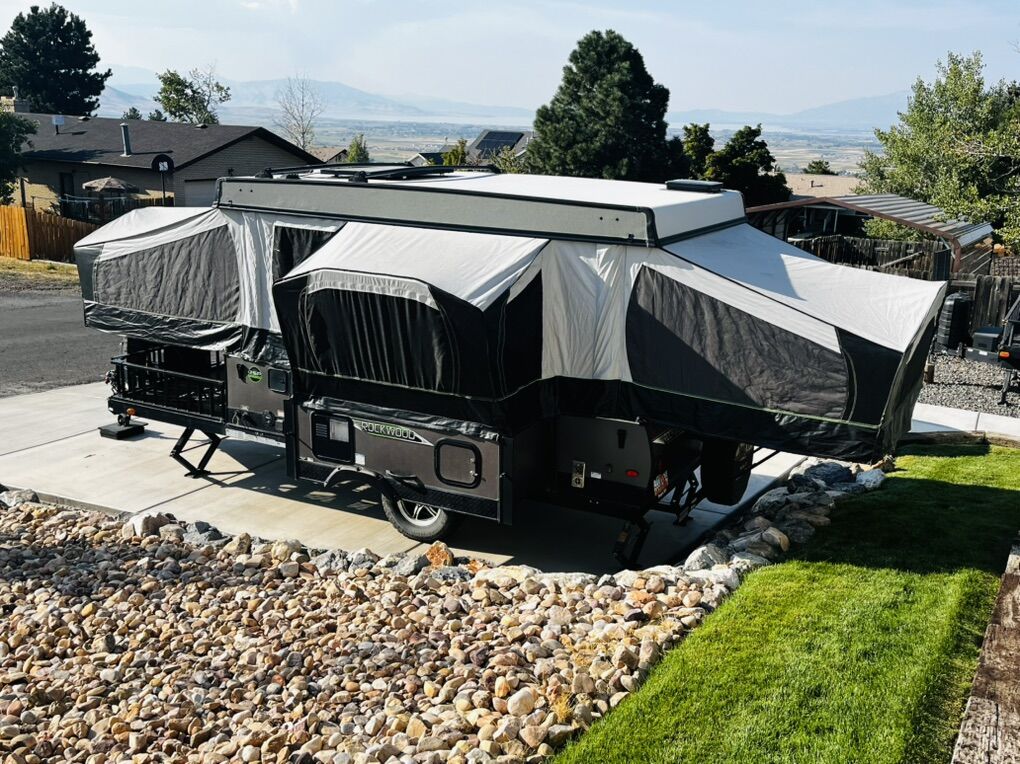 2021 Rockwood ESP Tent Trailer w/ Fromt Deck