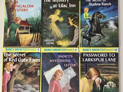 Nancy Drew 13 Books Vintage Hardcover