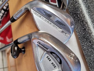 Lot of 3 Golf Wedges - Ping G15 W, Titleist Vokey SM8 60°, Cleveland 588 RTX 56°