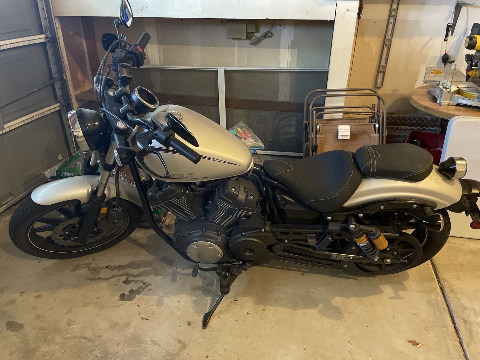 2016 Yamaha Bolt R-Spec Motorcycle - Silver, Low Miles, Excellent Condition