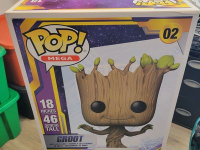 FUNKO POP GROOT MEGA 18IN EXCELLENT CONDITION