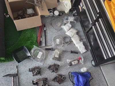 Used Trapping Supplies: Drowner Slides, Ground Stakes, and Square Traps - sents
