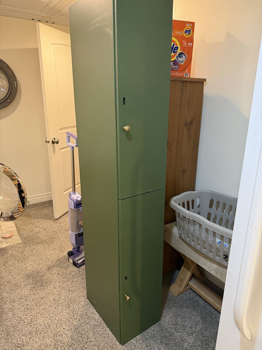 Locker - wood