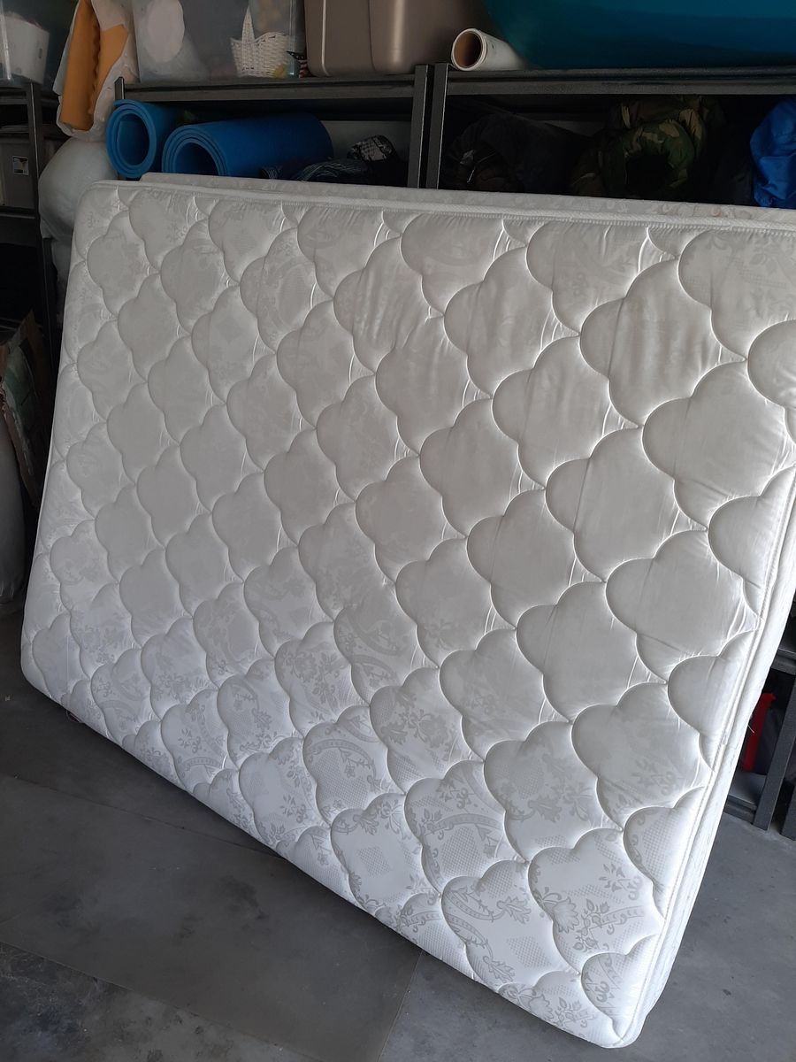 Queen mattress and box spring x2