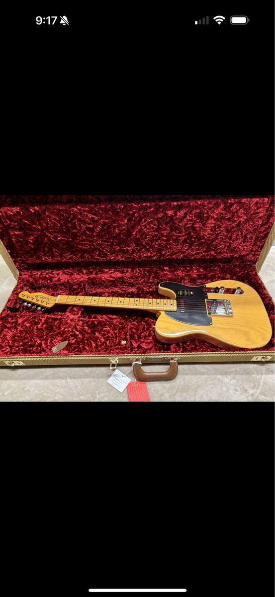 Fender American Professional II Telecaster Electric Guitar - Butterscotch Blonde w/ Case