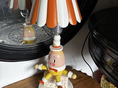 RARE Vintage Humpty Dumpty Wooden Table Lamp Orange & White Striped Shade Nursery Decor