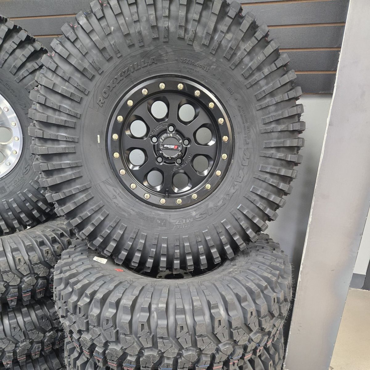 5 LUG TIRE&BEADLOCK PACKAGE