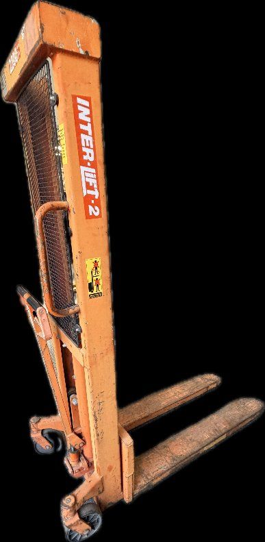 Inter-Lift-2 Manual Hydraulic Stacker Pallet Lift - 2200 lbs Capacity