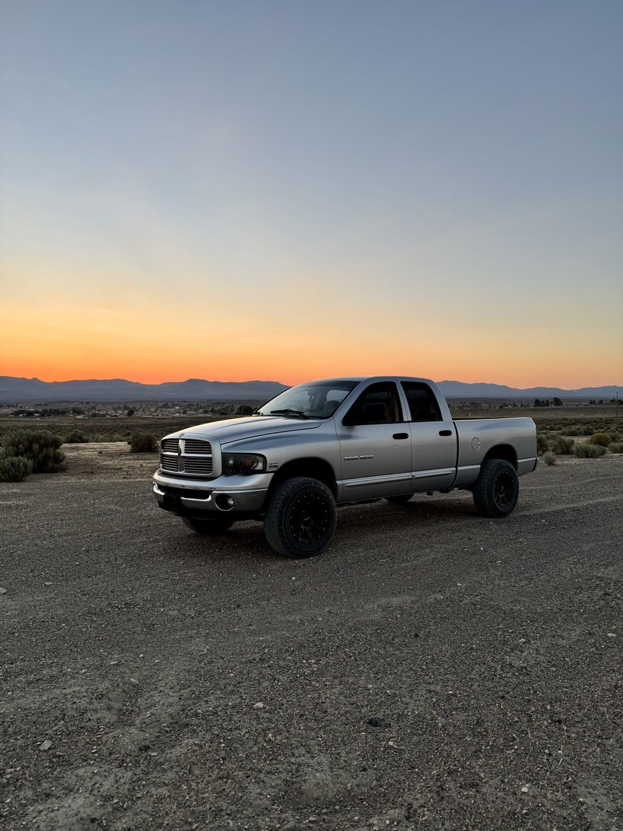 2003 dodge ram 1500 Laramie