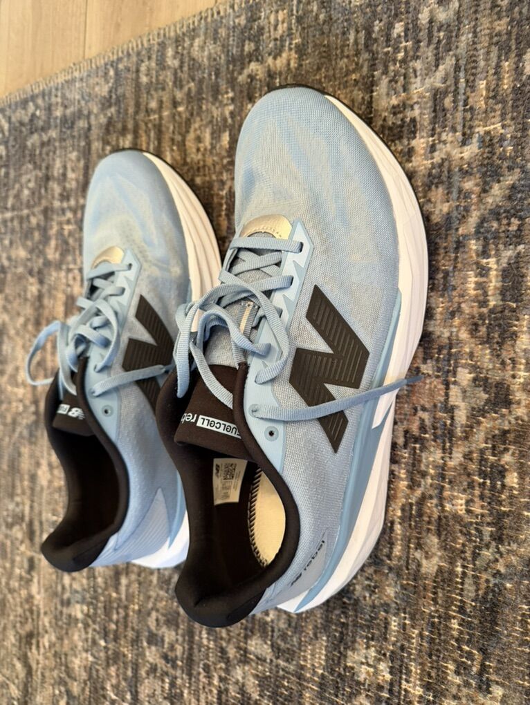 New Balance Men's FuelCell Rebel V5 - Size 13