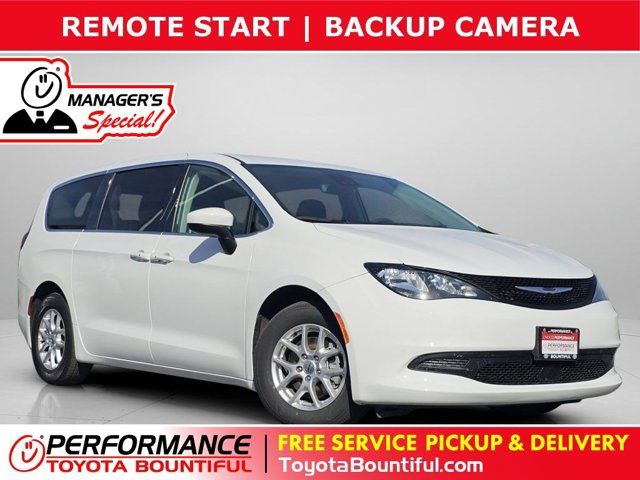 2023 Chrysler Voyager LX