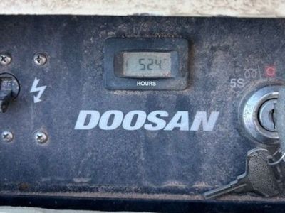 2019 Doosan Light Tower -*** 525 hours ***