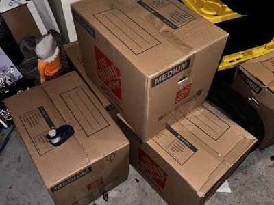 1,800+ CDS