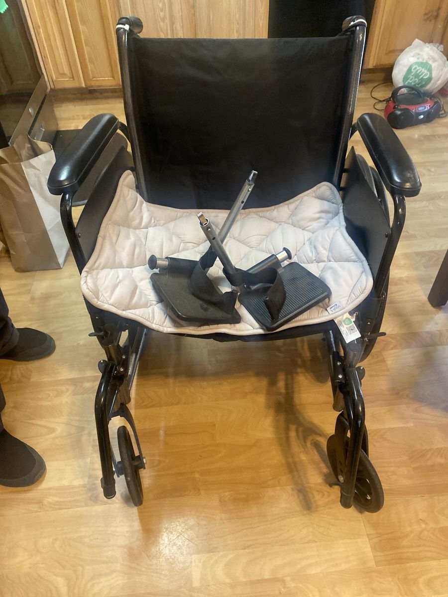 Drive. Wheels. Chair.  25 “.  W.   D. 17” l