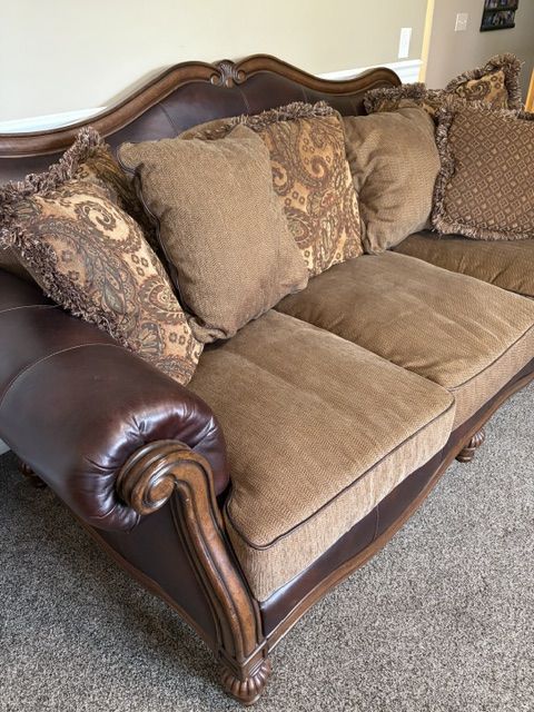 Main image 2