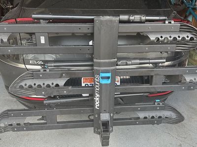 RockyMounts MonoRail 3-Bike Hitch Rack - Black - Holds 3 Bikes