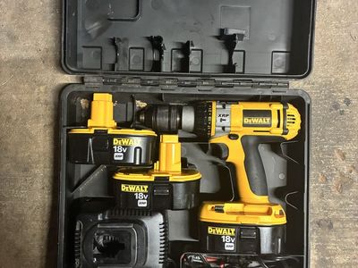 DeWalt XRP 18 v drill w/3 batteries