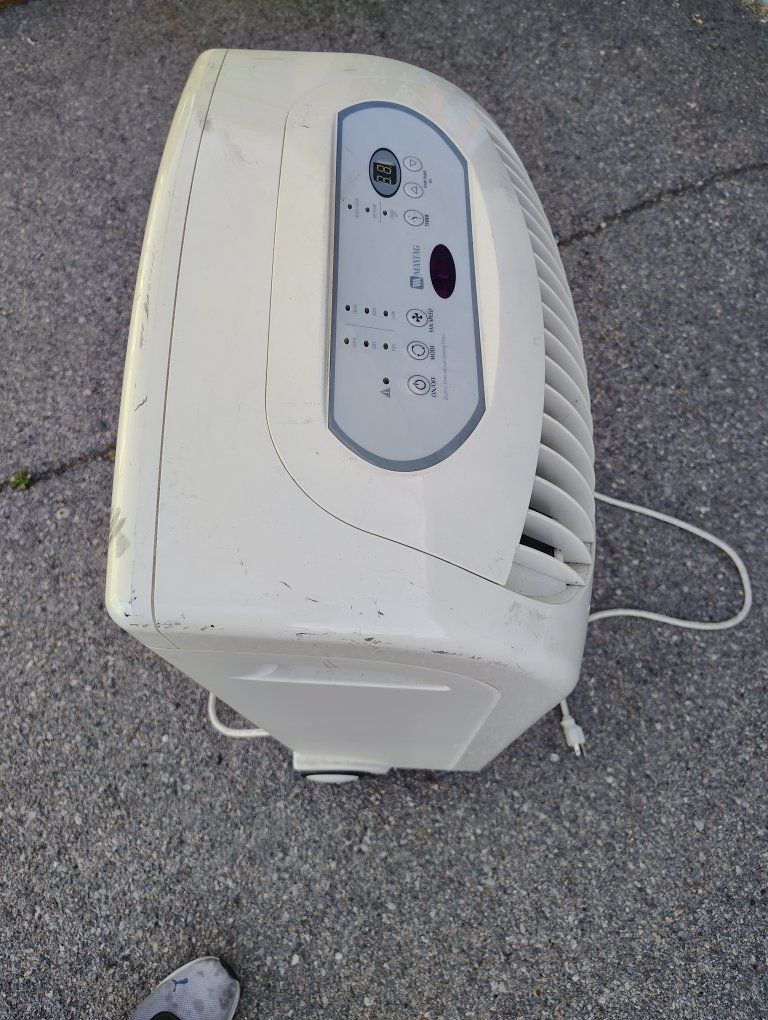 Main image 8